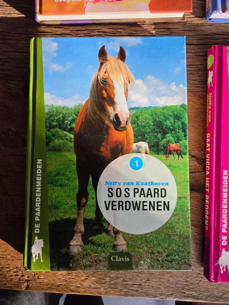 Netty van Kaathoven - S.O.S. paard verdwenen, Ophalen, Netty van Kaathoven