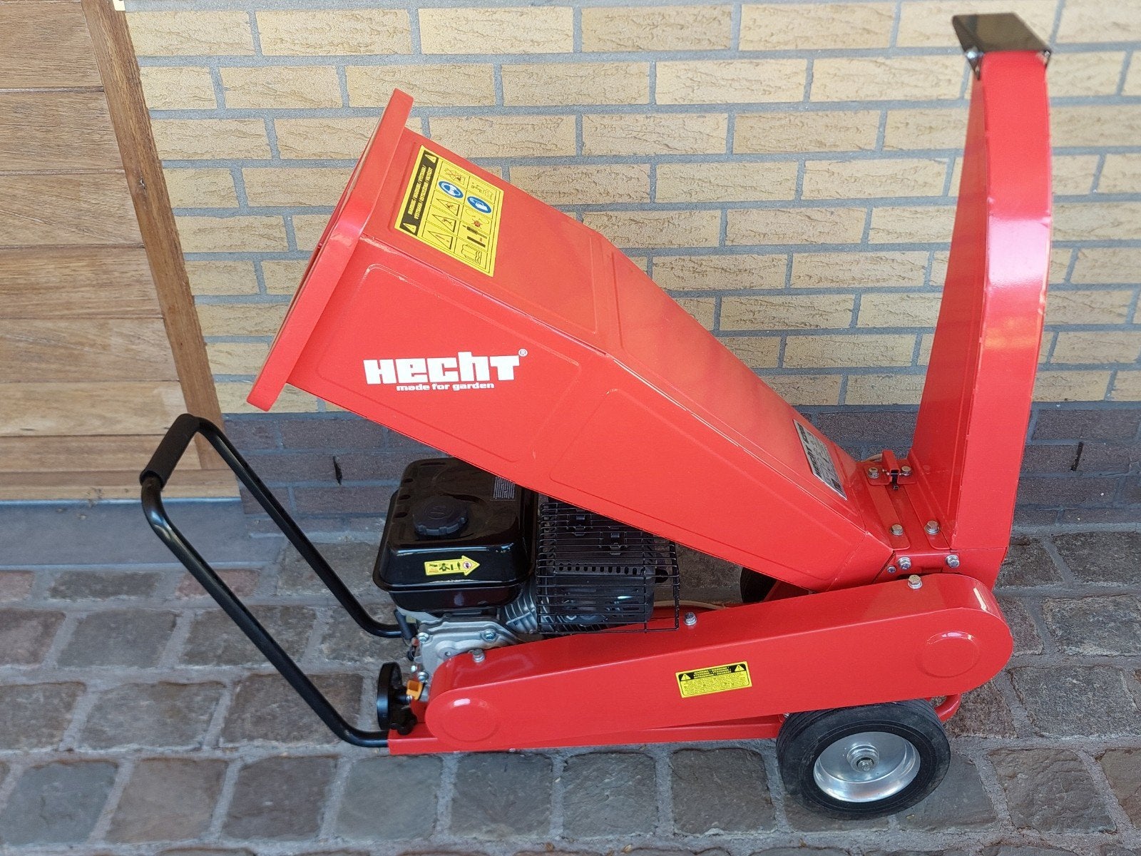 Hakselaar benzine Hecht 6208, Tuin en Terras, Hakselaars, Ophalen, Zo goed als nieuw, Benzine, HECHT