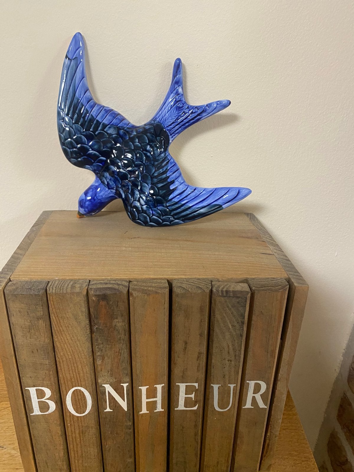 Jolie hirondelle porte bonheur, Enlèvement ou Envoi