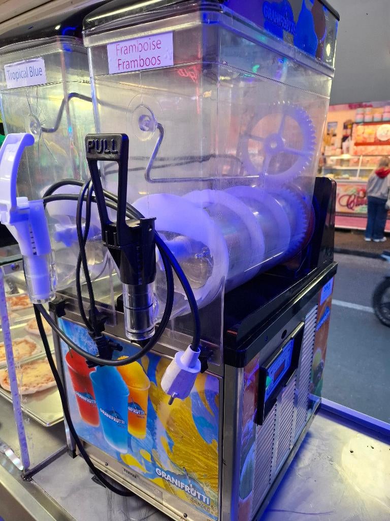Granifrutti slush machine, Enlèvement, Utilisé