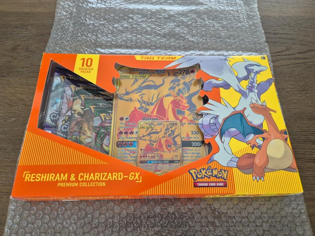 Tag Team Reshiram & Charizard GX Premium Collection, Enlèvement, Neuf