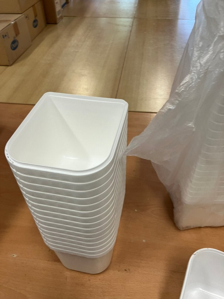 partij 800 stuks witte plastic bakjes, Ophalen, Nieuw