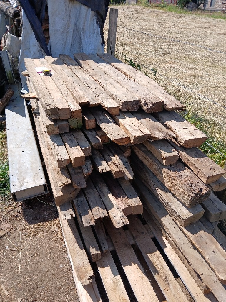 A vendre chevrons et poutres chêne, Enlèvement, Utilisé, Poutres, Bois dur
