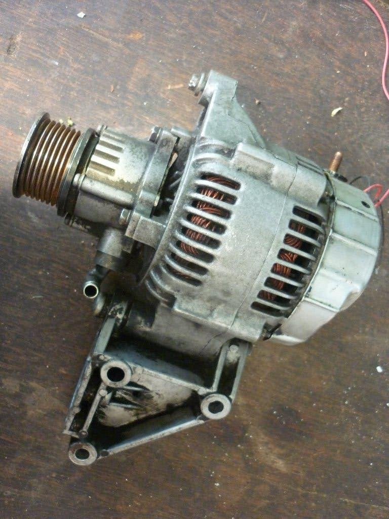 Alternateur pour Landrover Defender, Autos, Particulier, Diesel, Achat, Defender
