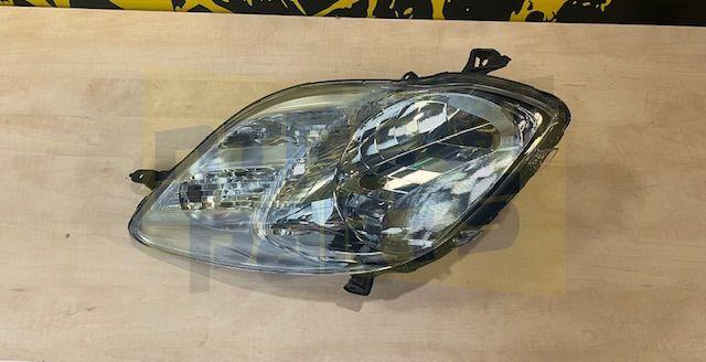 Daihatsu Charade/Toyota Yaris (1/09-) koplamp Rechts (chrome, Neuf, Daihatsu, -, -