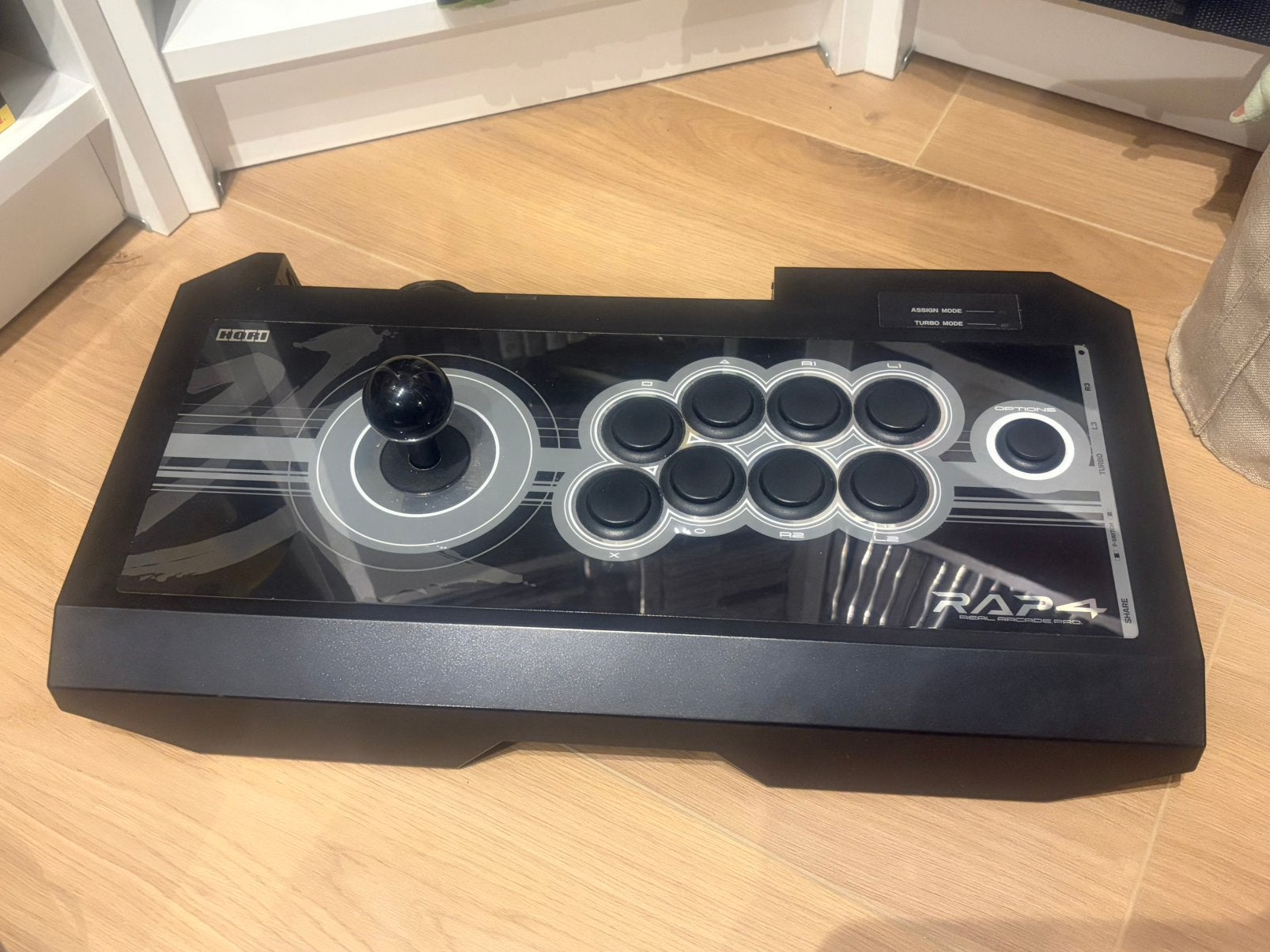 Hori Real arcade pro 4, Enlèvement, Comme neuf