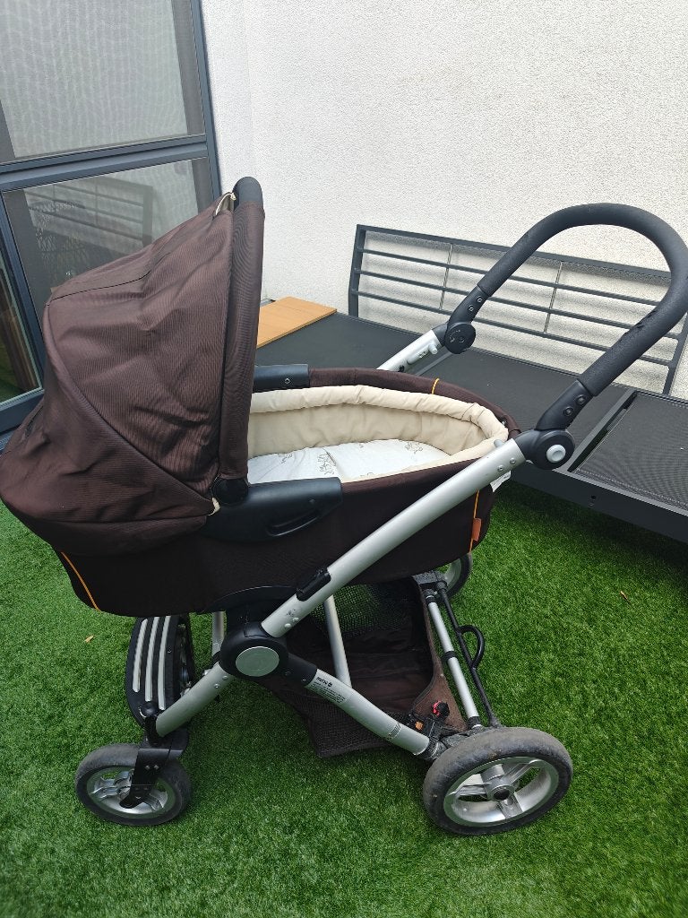 Mutsy Transporter combi kinderwagen - Bruin, Gebruikt, Mutsy, Met reiswieg, Ophalen
