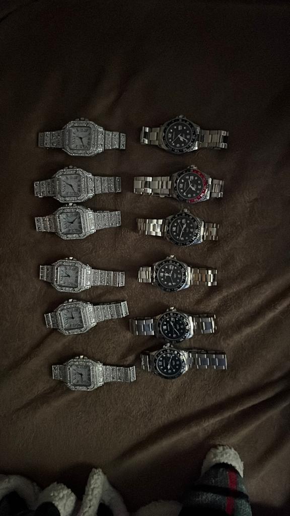 12 horloges, Handtassen en Accessoires, Horloges | Kinderen, Ophalen, Zo goed als nieuw