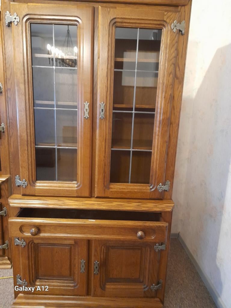 Meuble vitrine deux corps en chêne avec vitrail, Maison & Meubles, Enlèvement, Chêne