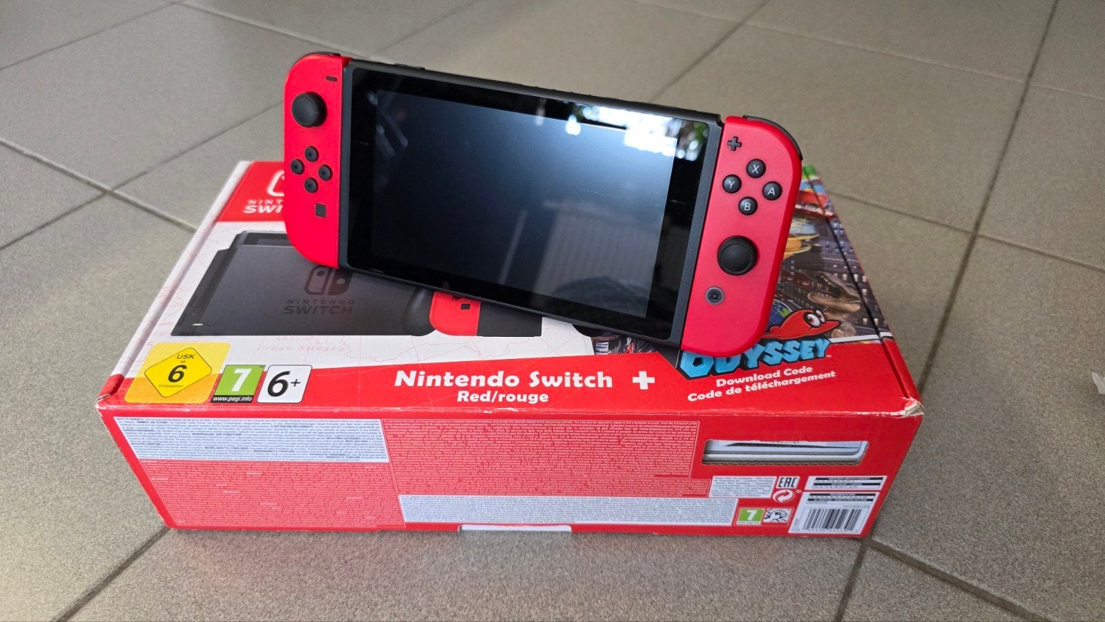 Switch (V1): Super Mario Odyssey edition, Games en Spelcomputers, Spelcomputers | Nintendo Switch, Zo goed als nieuw, Switch Original