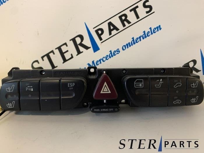 Paniekverlichtings Schakelaar van een Mercedes C-Klasse, Gebruikt, -, Ophalen of Verzenden, -