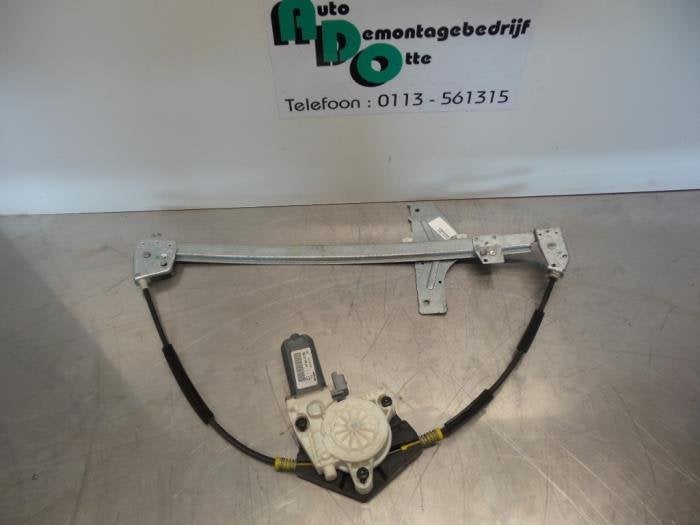 Mécanique vitre 4portes avant droite d'un Peugeot 307, -, 3 mois de garantie, Utilisé, -