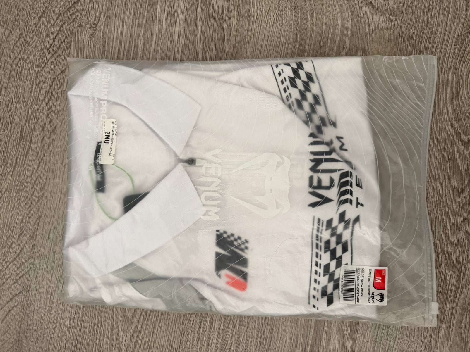 POLO VENUM TAILLE M (JAMAIS UTILISÉ, TAILLE GRAND L/XL), Vêtements | Hommes, T-shirts, Enlèvement, Comme neuf