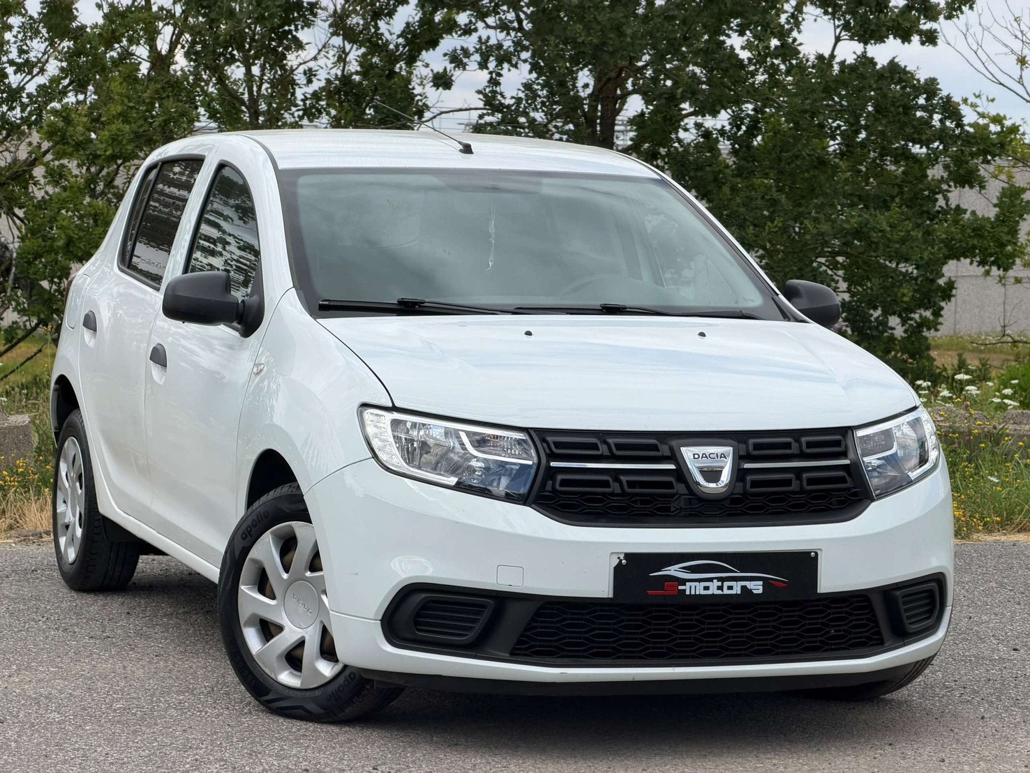 Dacia Sandero * GARANTIE 1 AN * (bj 2017), Auto's, Dacia, Voorwielaandrijving, 898 cc, Gebruikt, 1535 kg