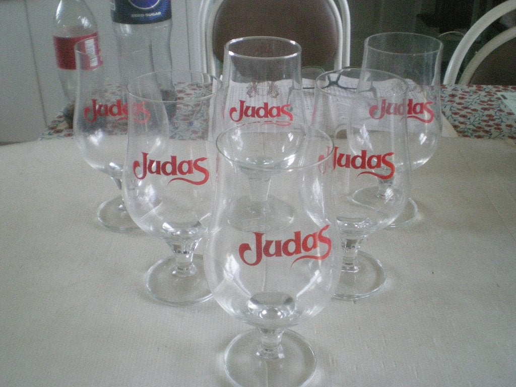 6 Glazen Judas, Ophalen, Nieuw
