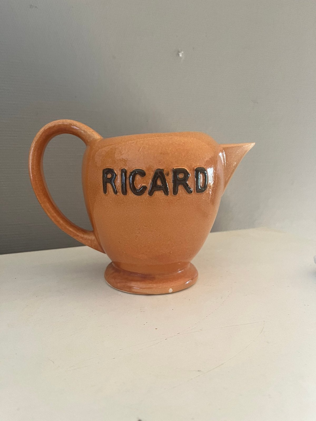 Pichet ricard, Ophalen