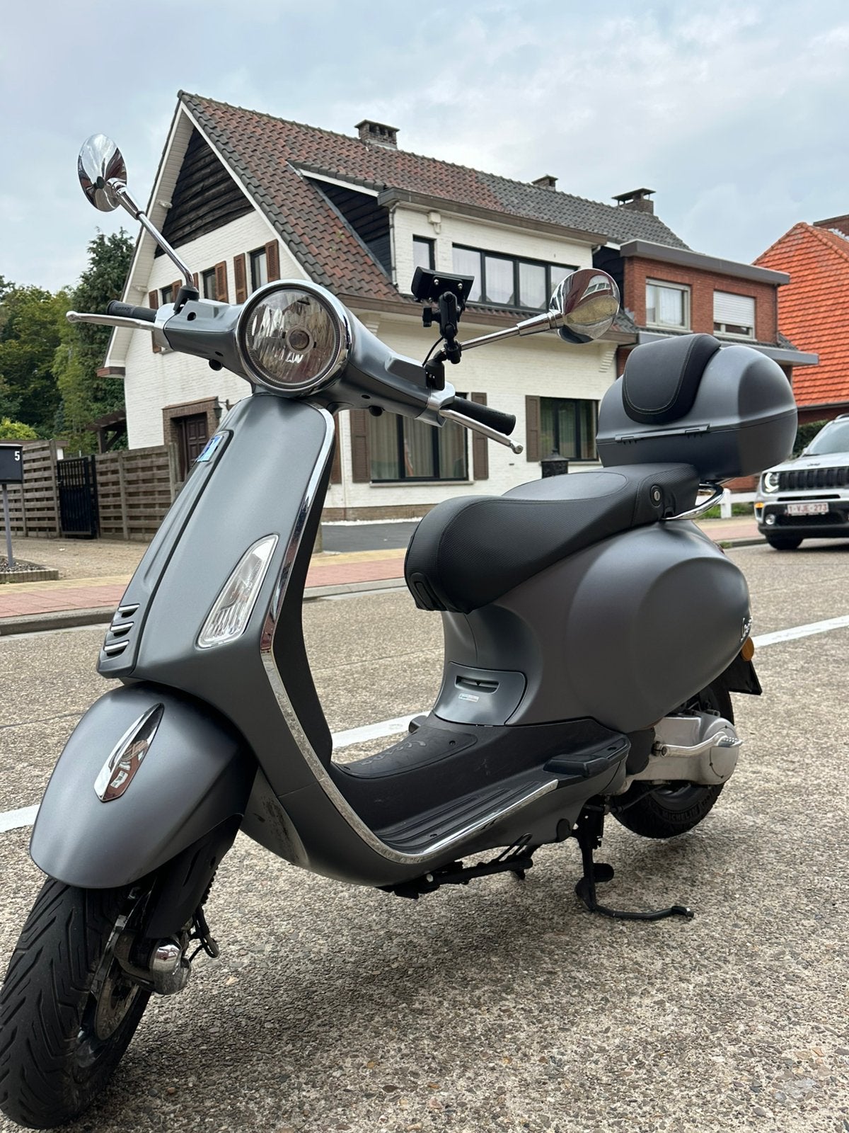 Vespa Primavera, Fietsen en Brommers, Ophalen, Zo goed als nieuw