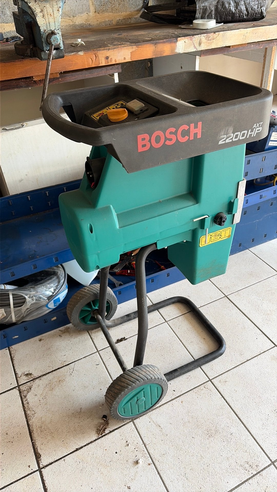 Bosch versnipperaar, Tuin en Terras, Hakselaars, Ophalen, Gebruikt, Elektrisch