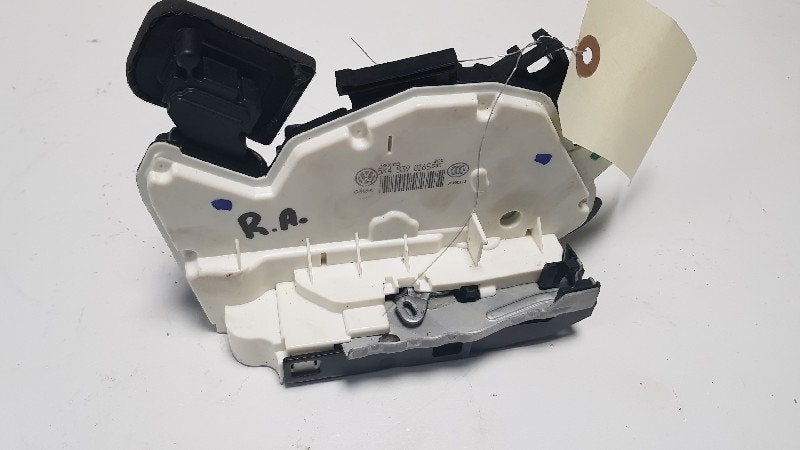 SERRURE DE PORTE RODS ARRIÈRE DROIT Tiguan (AD1), Utilisé, Volkswagen