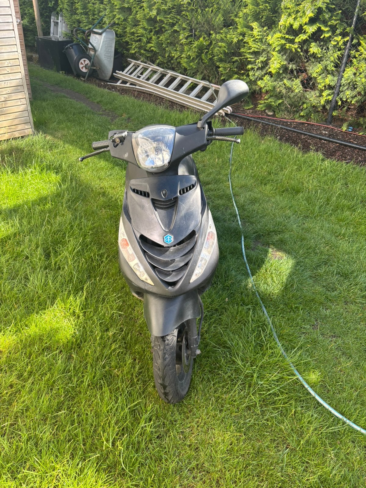 Piaggo zip 50cc 4t, Fietsen en Brommers, Ophalen, Gebruikt, Zip, Klasse A (25 km/u)