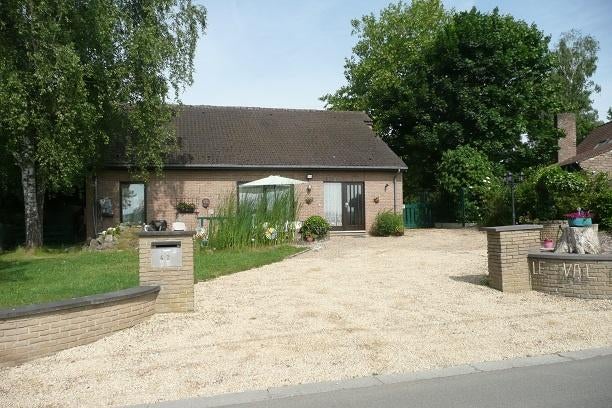Villa te koop in Wépion, Immo, Provincie Namen, 5 kamers, Vrijstaande woning, 270 m²