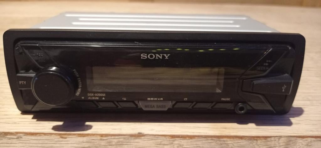 Autoradio Sony avec entrée USB, Ophalen of Verzenden