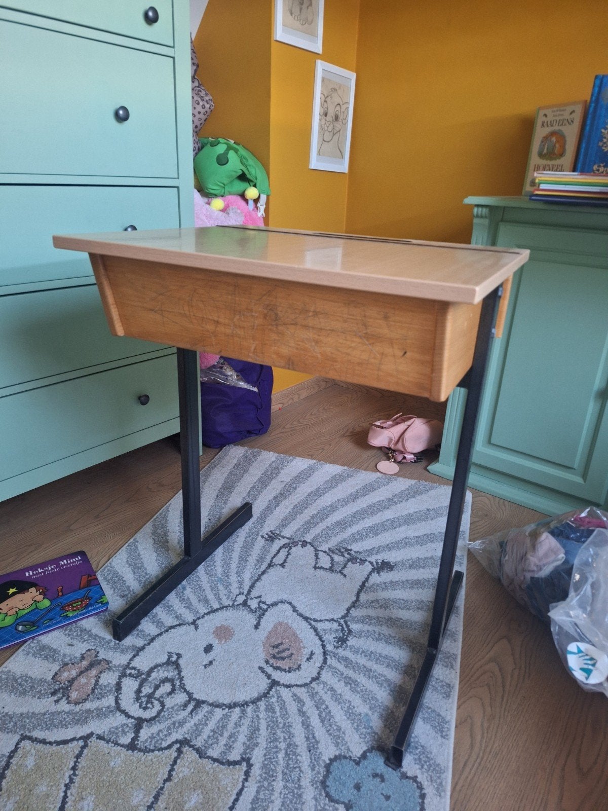 schoollessenaartje, Enlèvement