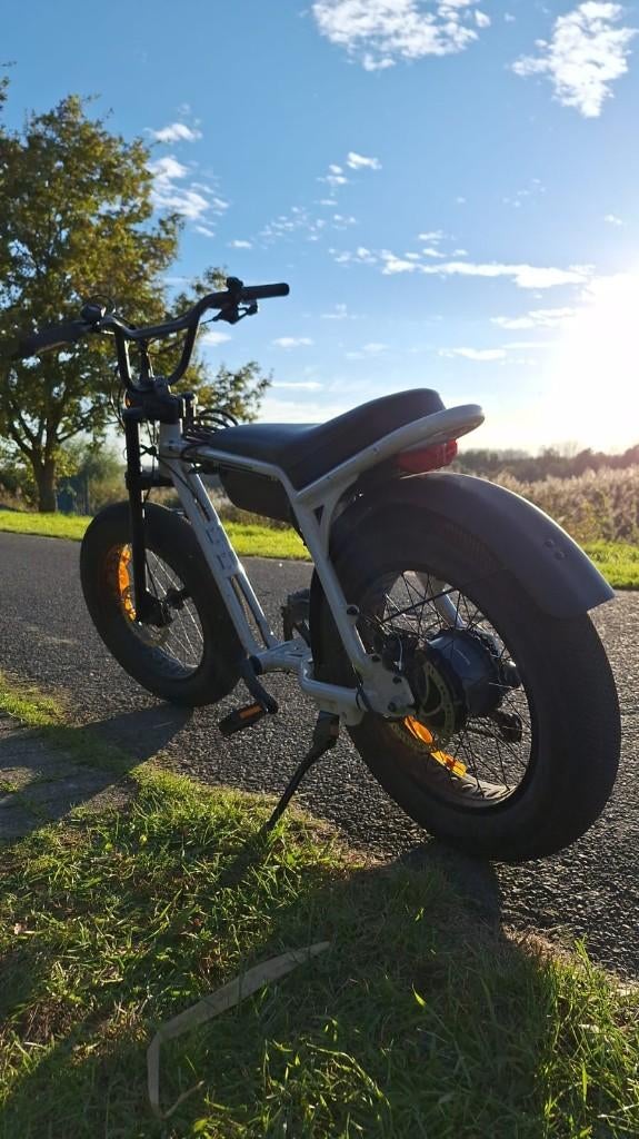 Fat Bike Super 73, Fietsen en Brommers, Elektrische fietsen, Ophalen, Zo goed als nieuw
