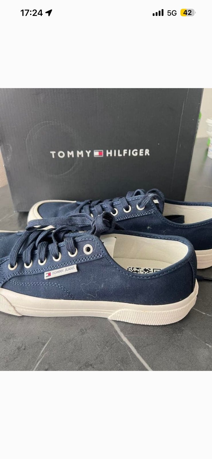Tommy Hilfiger sneakers, Ophalen, Zo goed als nieuw, Sneakers