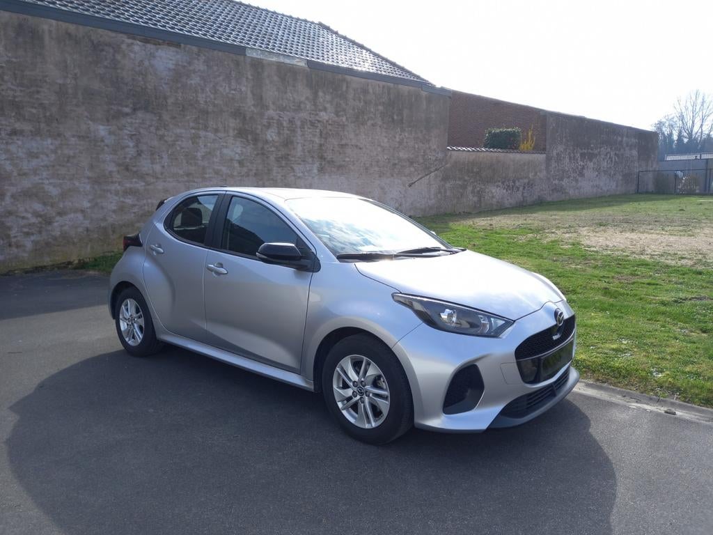 Mazda 2 hybride, Argent ou Gris, Achat, Euro 6, Entreprise