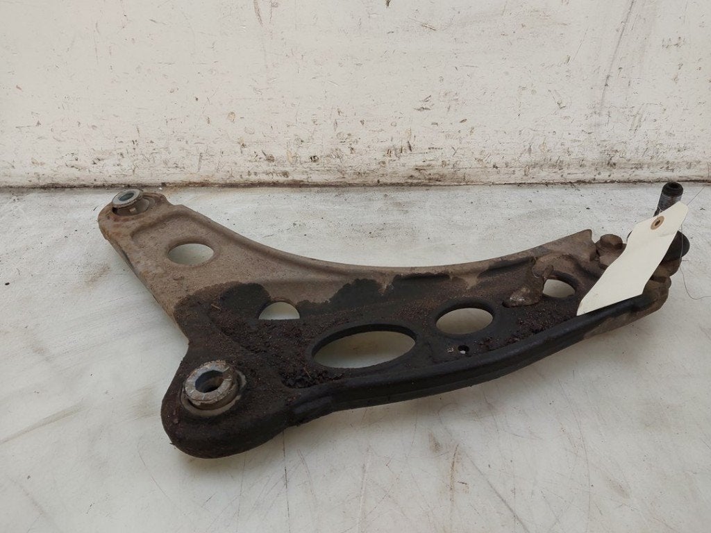 DRAAGARM LINKS VOOR Renault Trafic (1FL / 2FL / 3FL / 4FL), Gebruikt, Renault, Peter-Huppertz-Straße 5
51063  Köln, DE, Dialog.deutschland@renault.de