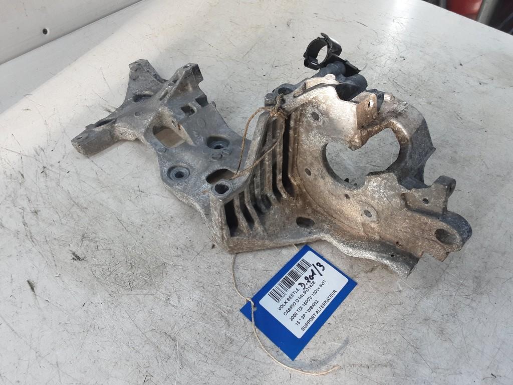 SUPPORT ALTRENATEUR Volkswagen Beetle (16AE) (04L903143B), Volkswagen, Mevr. I. Hauben, Utilisé, Rue de l'Espoir 34 34
4030  GRIVEGNÉE, BE