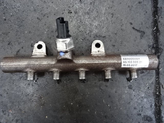 RAMPE D'INJECTION Renault Kangoo Express (FW) (8800001197), Autos : Pièces & Accessoires, Systèmes à carburant, Renault, Utilisé