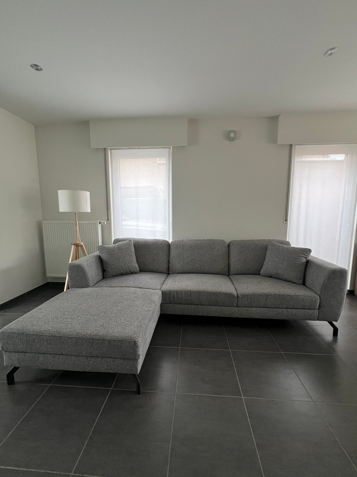 Grijze hoekzetel (perfecte staat), Maison & Meubles, Canapés | Sofas & Chaises Longues, Trois personnes, 100 à 125 cm, 250 à 300 cm