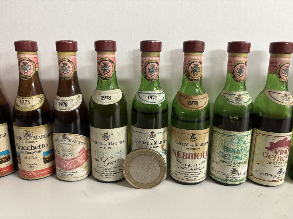 18 figurines anciennes du Marquis de Barolo, Enlèvement ou Envoi