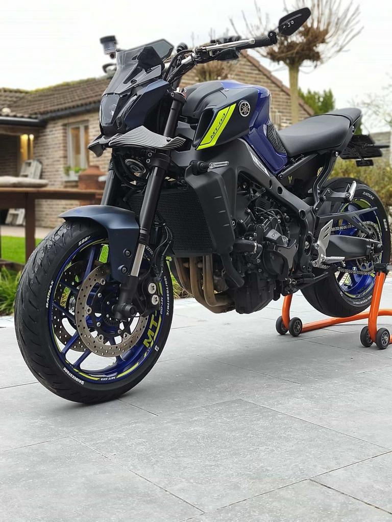Yamaha mt09, Particulier