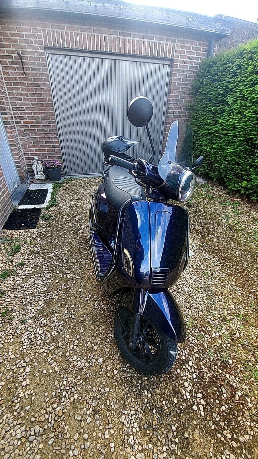 gts toscana 80cc, Fietsen en Brommers, Ophalen, Zo goed als nieuw