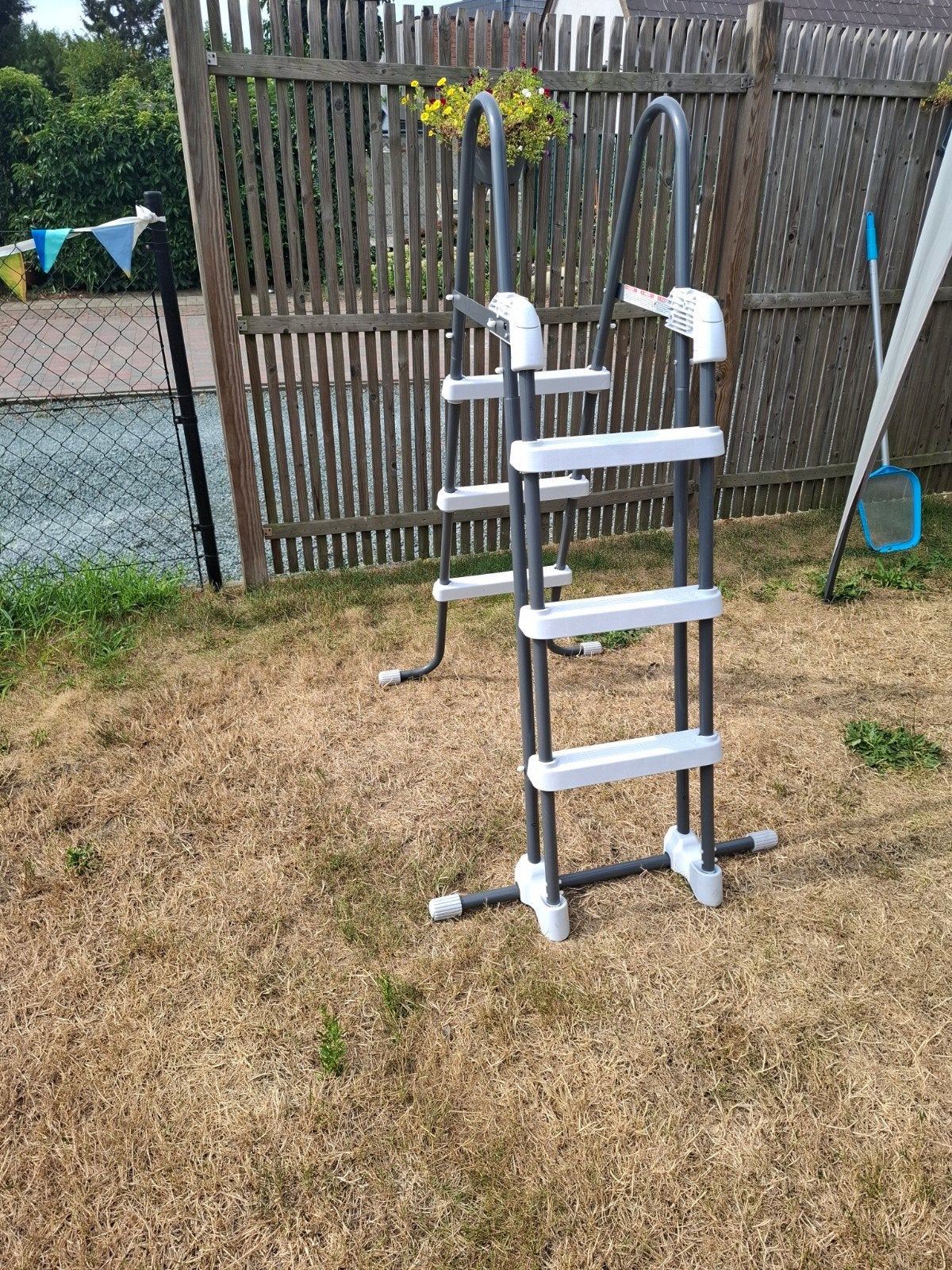 Zwembadladder zo goed als nieuw, Tuin en Terras, Zwembad-toebehoren, Ophalen, Ladder