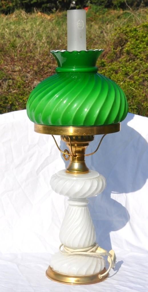 lampe opaline torsadée blance et verte electrique, Antiquités & Art, Enlèvement ou Envoi