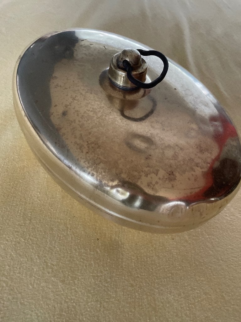 Koperen warmwaterkruik (bedwarmer)  Donkere gebieden= light, Ophalen