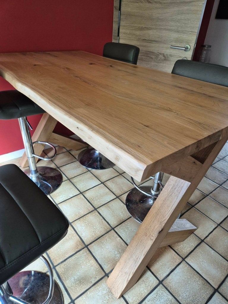 Table haute en chêne, Enlèvement, Comme neuf