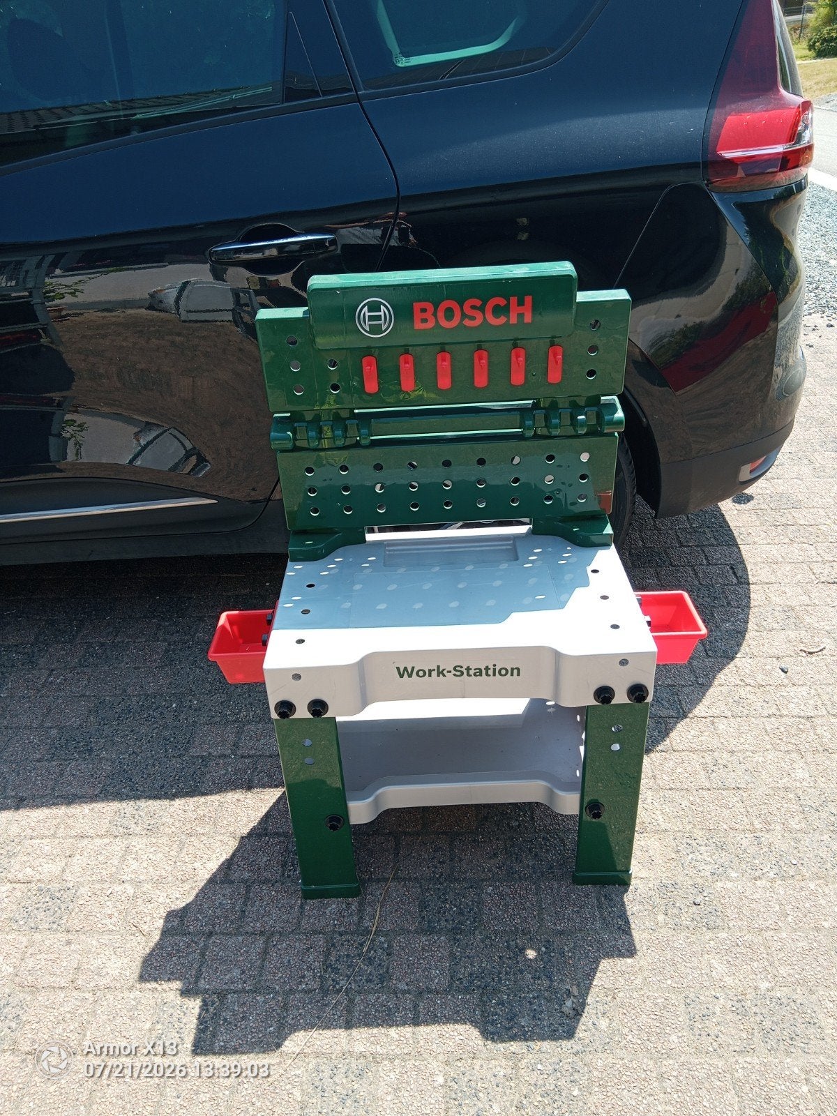 Bosh werkbank met accessoires, Ophalen
