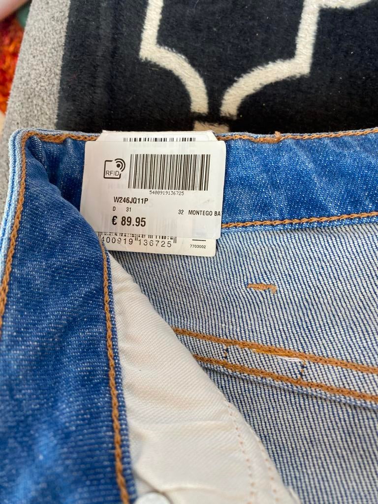Wrangler mom jeans W31 L32, Ophalen, Nieuw