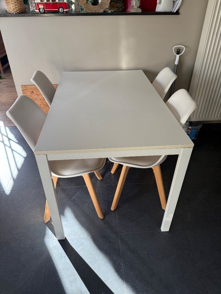 Keukentafel + 4 stoelen, Enlèvement, Utilisé