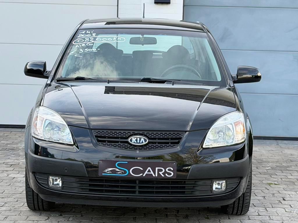 Kia Rio 1.4i ** 082.000 km ** Airco **, Zwart, Bedrijf, 5 zetels, Rio