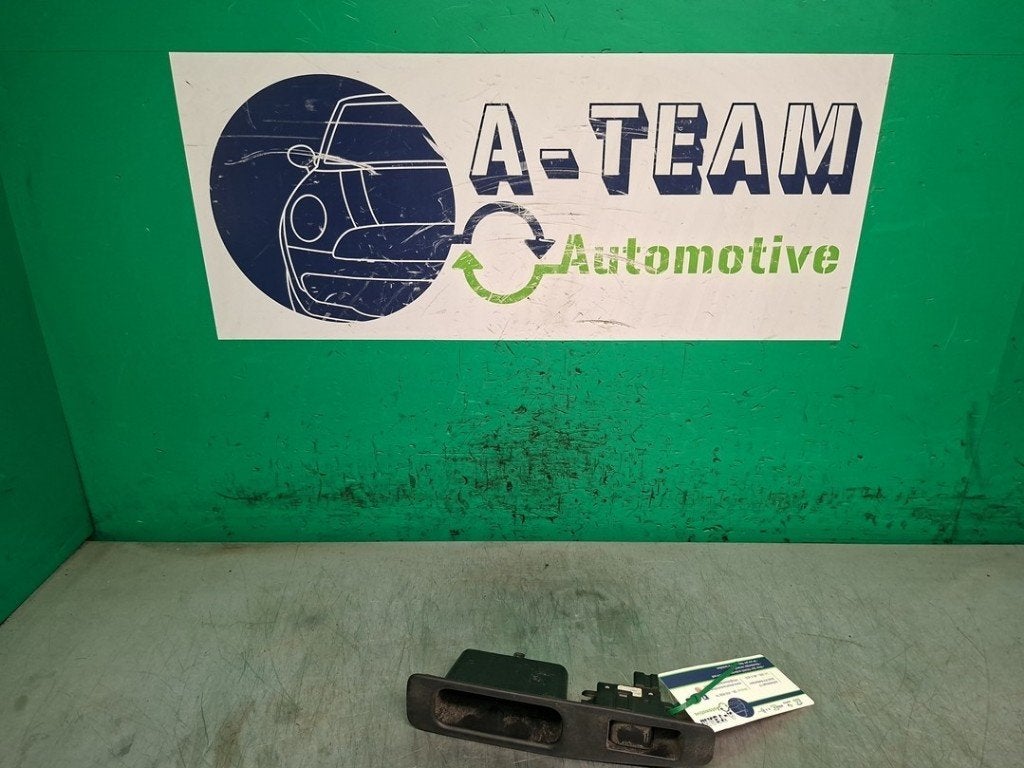 COMMUTATEUR VITRES ELECTRIQUES Qashqai (J10) (|82951JD000|), Germany@nissan-services.eu, Kronenweg 38
50389  Wesseling, DE, Utilisé