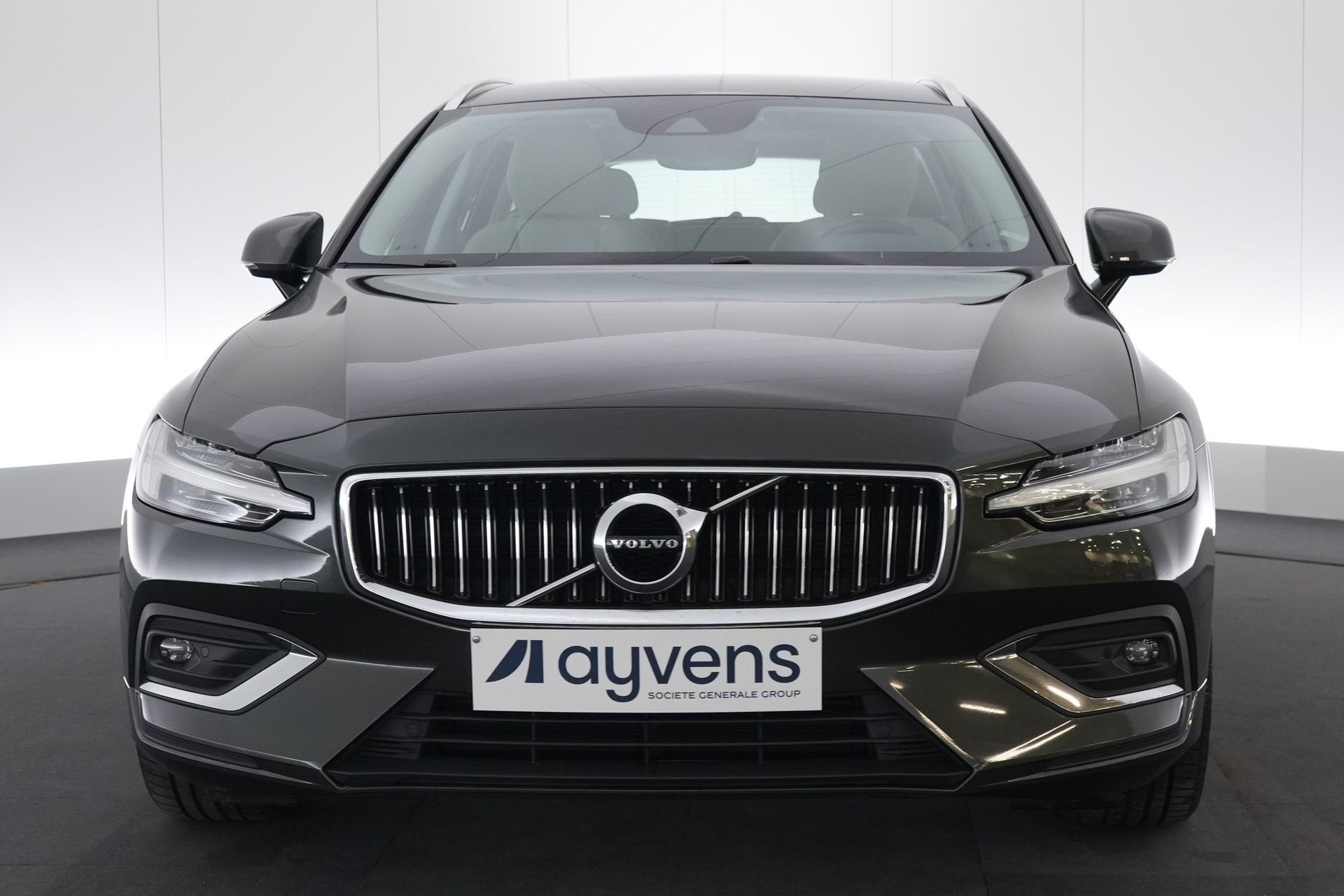 (1XPD275) VOLVO V60, Autos, Cuir, Argent ou Gris, Achat, Euro 6