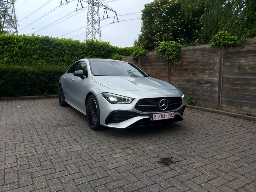 Option complète de la gamme Mercedes CLA 180 AMG | 1er propr, Achat, Noir, Adapté aux personnes handicapées, Automatique