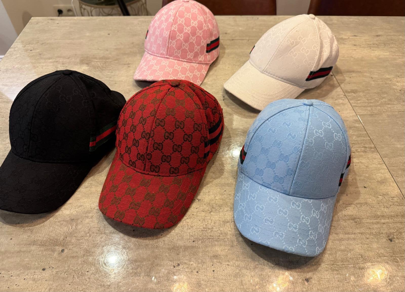 Gucci petten, Kleding | Dames, Hoeden en Petten, Ophalen of Verzenden, Zo goed als nieuw