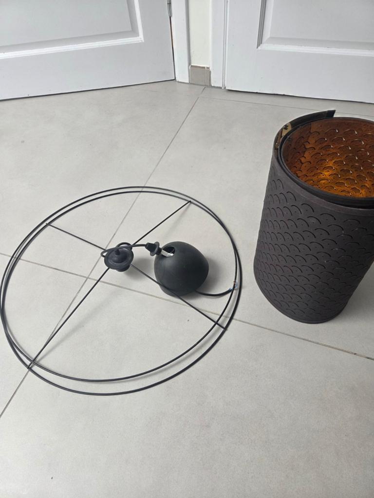 Abat-jour Ikea nymo, Enlèvement